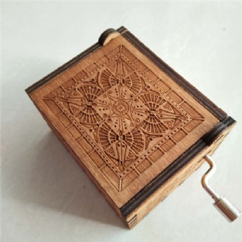  Game Of Thrones wooden music box	