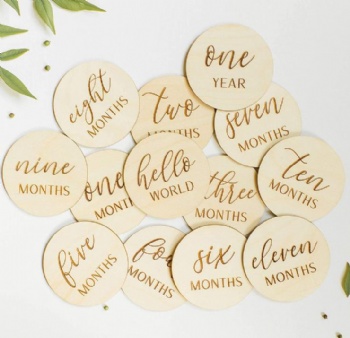  Hot sale Wooden Baby Milestone Cards Multifunctional Wood pieces Double Sided Blocks for Announcements	